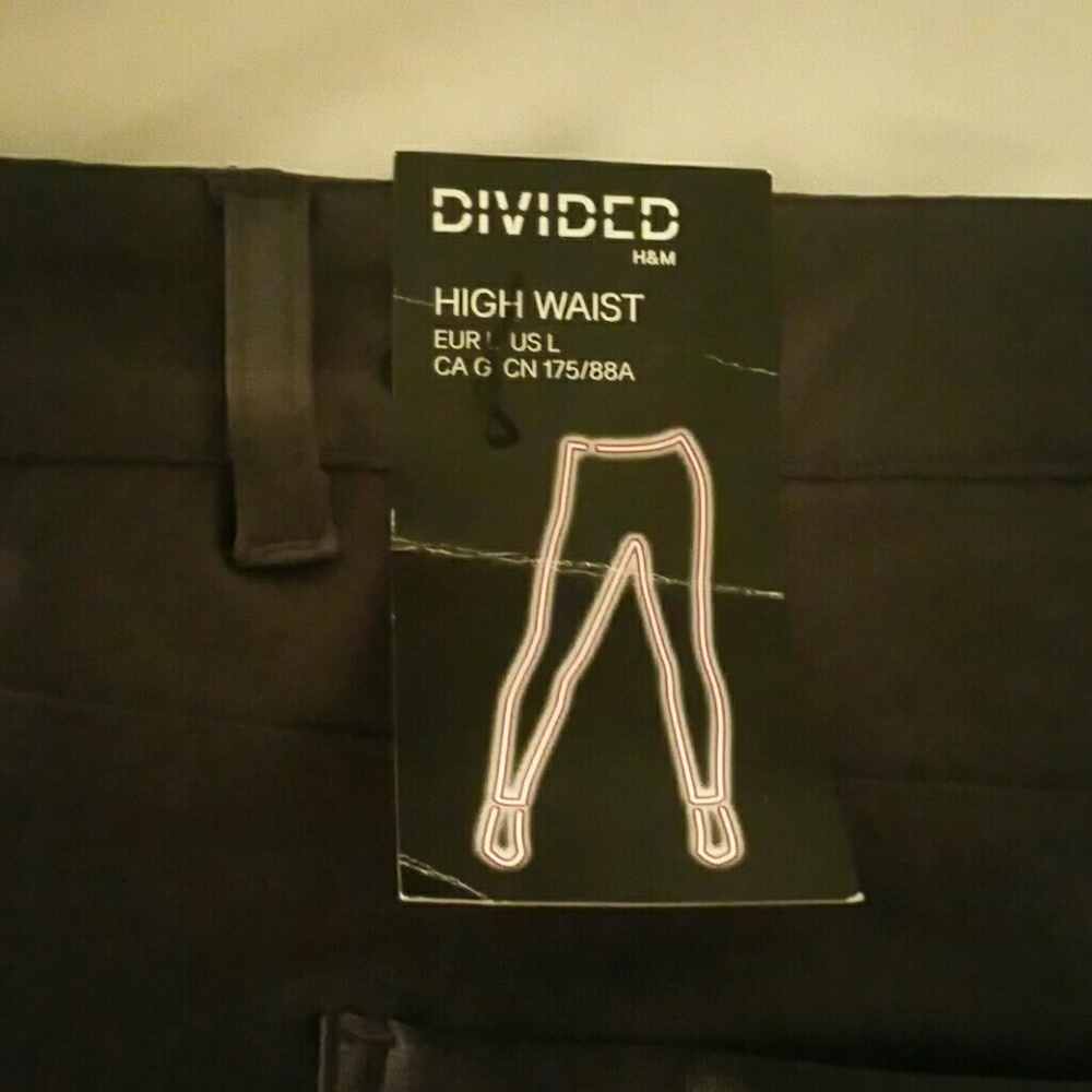 H&M High Waist Spandex-Stretch Pants - Picture 4 of 8